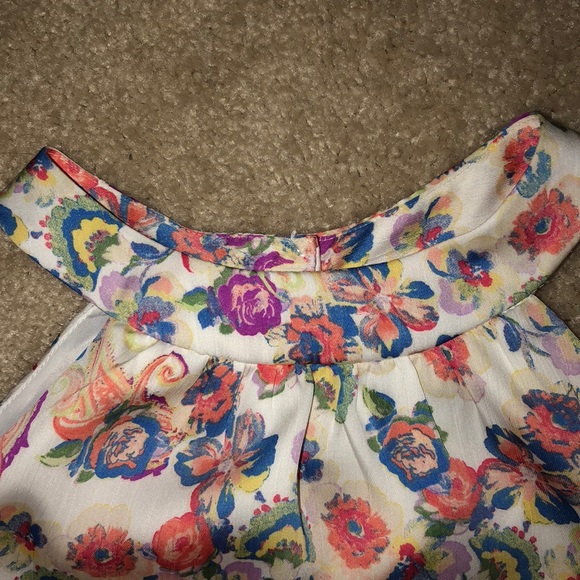 NWT Floral Print Blouse - Picture 3 of 6